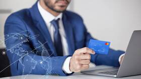 Как пополнить карту Visa в Глория Джинс